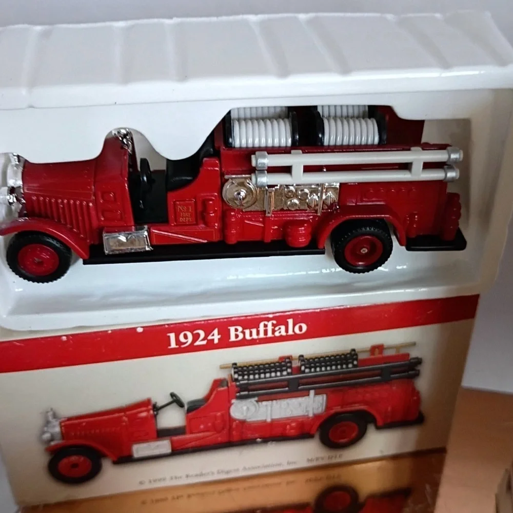 Vintage Reader’s Digest Fire Truck Collection – Lot of 3